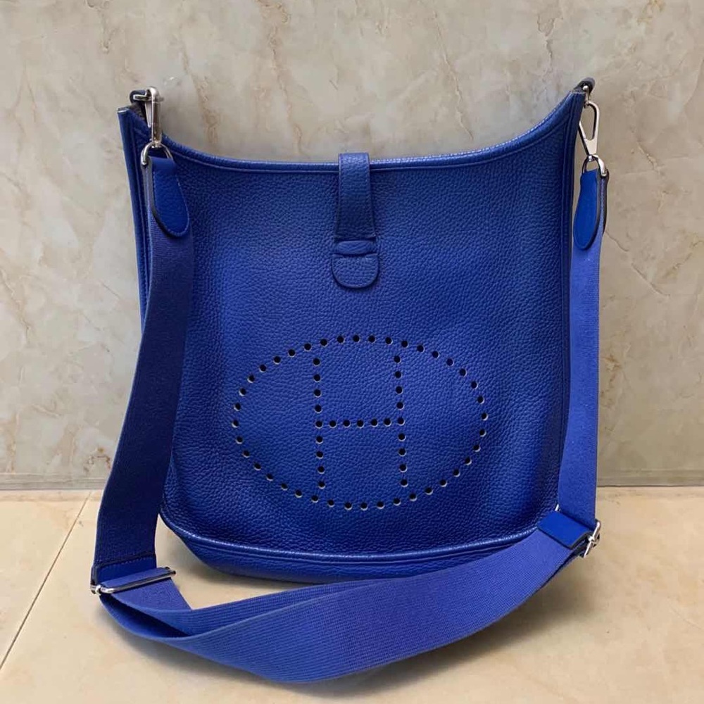 Hermès Evelyn GM crossbody bag